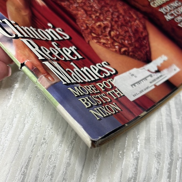 JENNIFER ANISTON ROLLING STONES VINTAGE MAGAZINE MAR 1999 ISSUE 807 LIMP BIZKIT - Picture 7 of 16